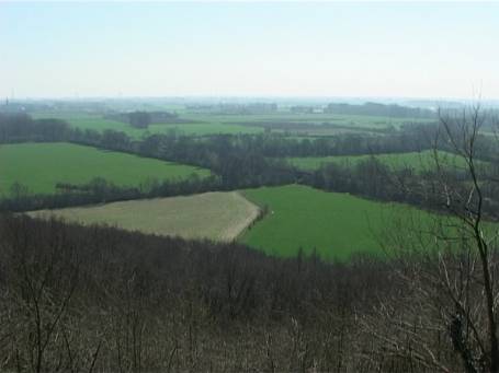 Emmerich-Hochelten : Auf dem Eltenberg, mit Ausblick in das Rheintal